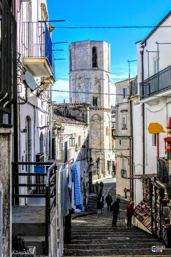 Rooms Gli Arcangeli 2 - Affitti Brevi Italia Monte SantʼAngelo Dış mekan fotoğraf